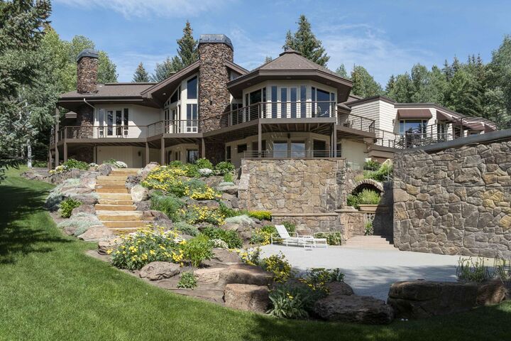 Property Photo:  100 Wedeln Lane  ID 83353 