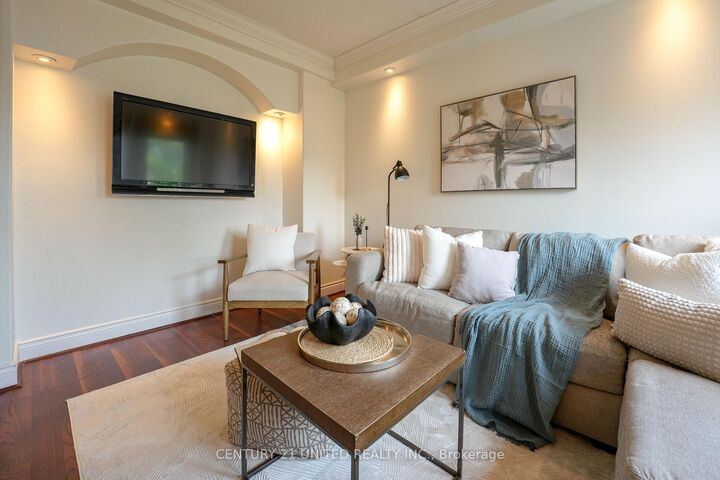 Property Photo: 569 Westman Avenue ON K9K 2H3