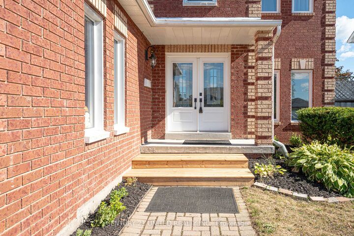 Property Photo: 569 Westman Avenue ON K9K 2H3