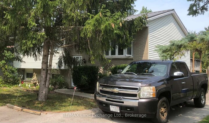 Property Photo:  755 Palmateer Drive  ON N2Z 1R8 
