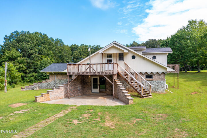 Property Photo: 121 Dee Runion Road TN 37659