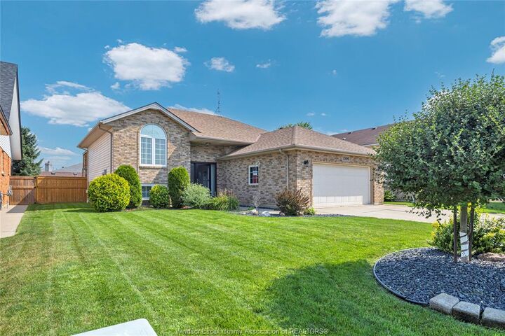 Photo de la propriété:  1596 Whitewood Drive  ON N0R 1A0 