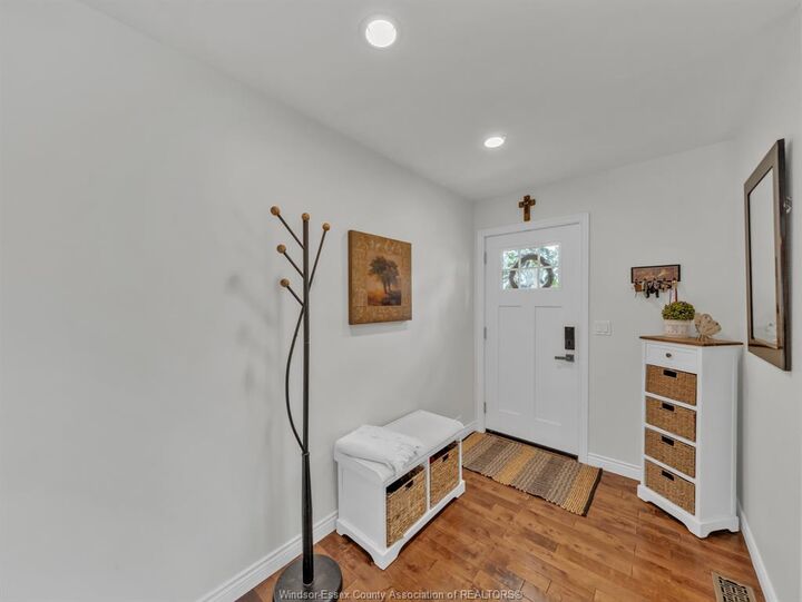 Property Photo:  4345 Pleasant Place  ON N8Y 2E9 