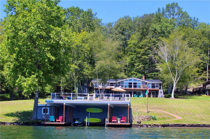 Property Photo:  1435 Peninsula Dr  PA 15926 