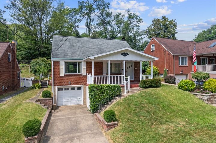Property Photo:  1025 Woodland Rd  PA 15238 