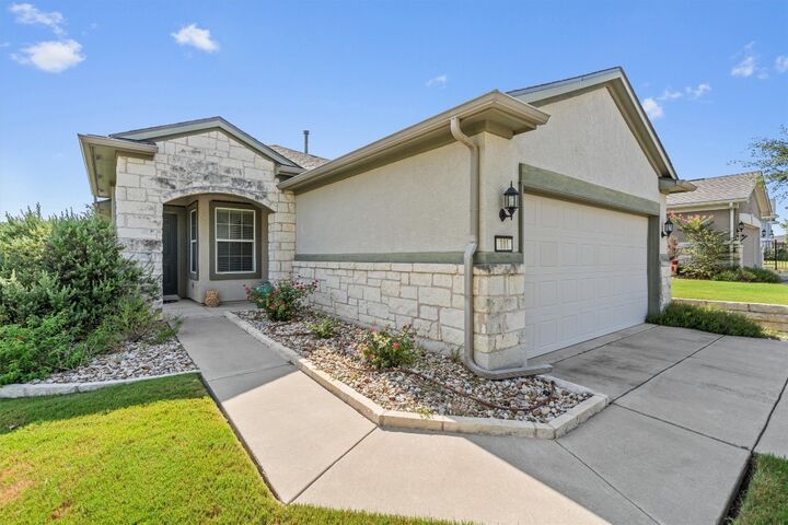 Property Photo: 101 Alamosa Creek Lane TX 78633