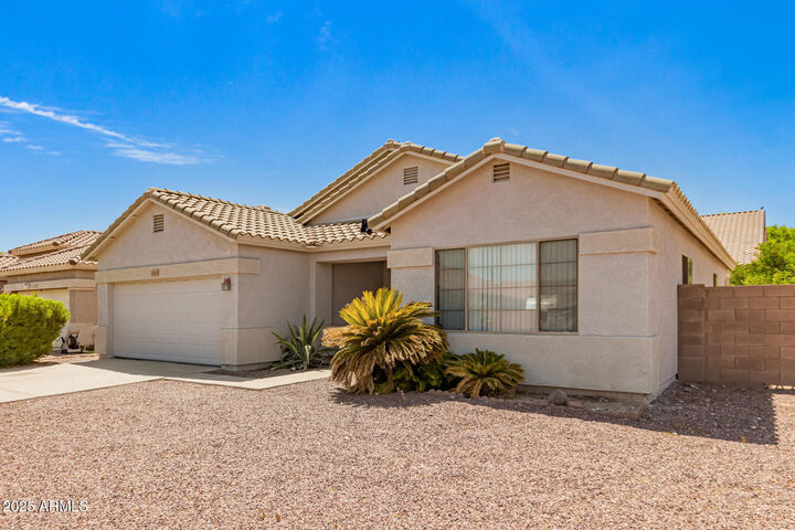 Property Photo: 6541 W Cordes Road AZ 85043