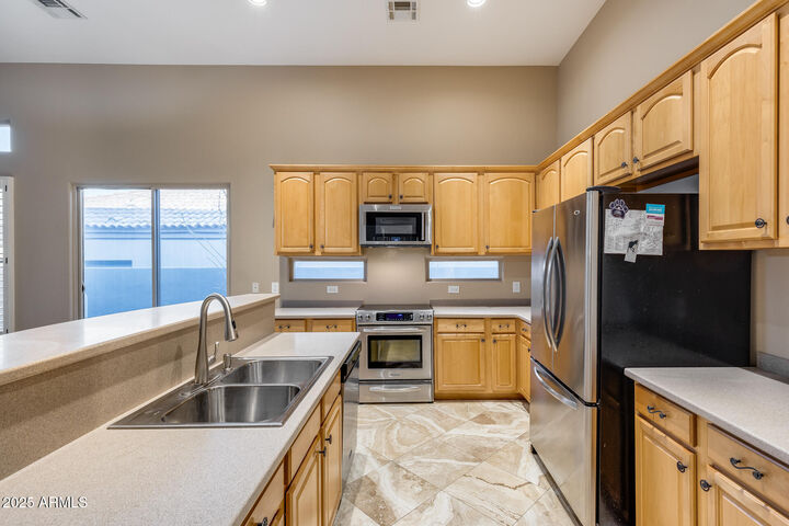 Property Photo: 13648 E Shaw Butte Drive AZ 85259