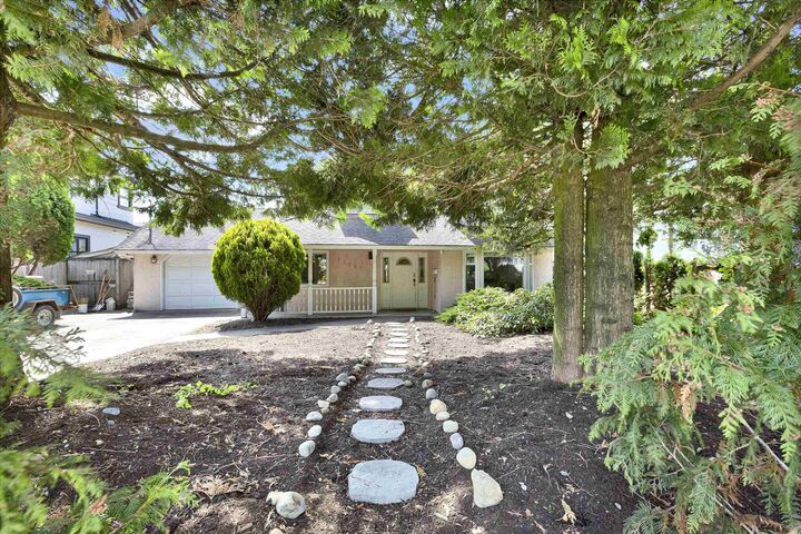 Property Photo:  11318 82 Avenue  BC V4C 2B9 