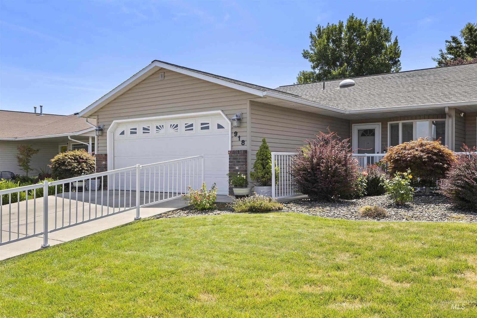 Property Photo:  918 Tamarack Dr  ID 83501 