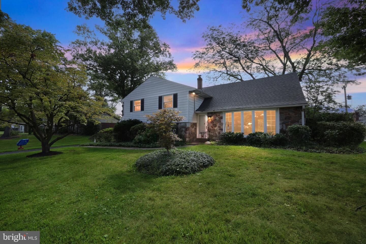 Property Photo:  1861 Lippincott Road  PA 19006 