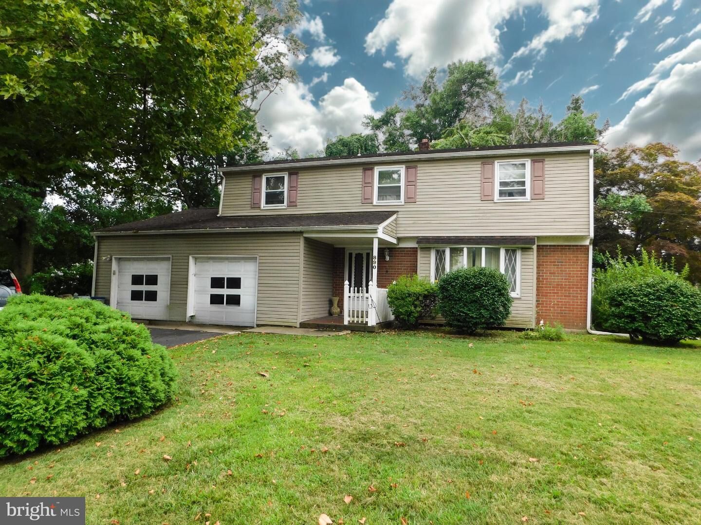 Property Photo: 890 Township Line Road PA 19462