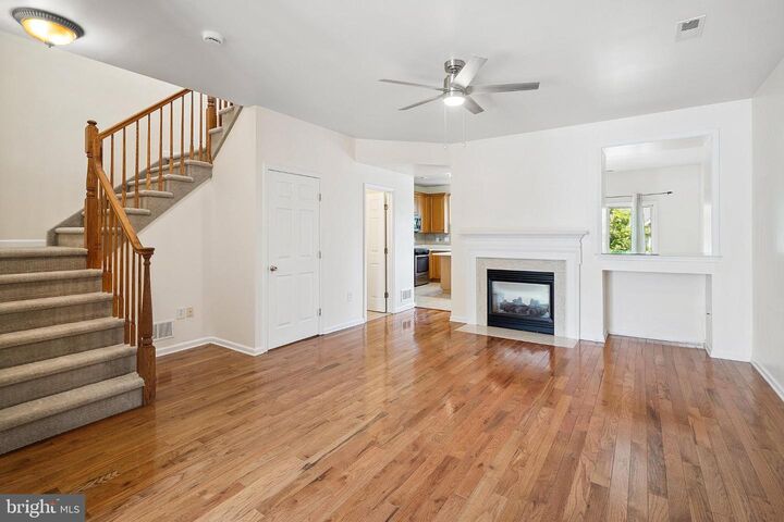 Property Photo:  33 Kennedy Court  NJ 08540 