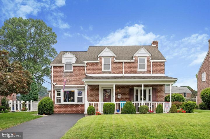 137 Friendship Road  Drexel Hill PA 19026 photo