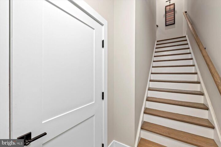 Property Photo: 524 Mia Street VA 22401