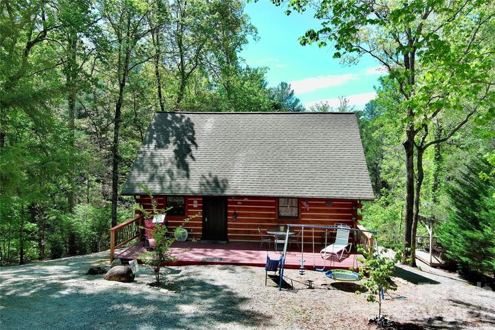 Property Photo:  653 Lakeview Drive N  NC 28752 