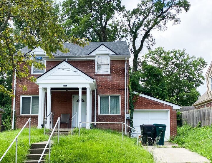 1127 Cedar Ave  Cincinnati OH 45224 photo