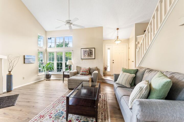 Property Photo: 5200 Southminster Road OH 43221