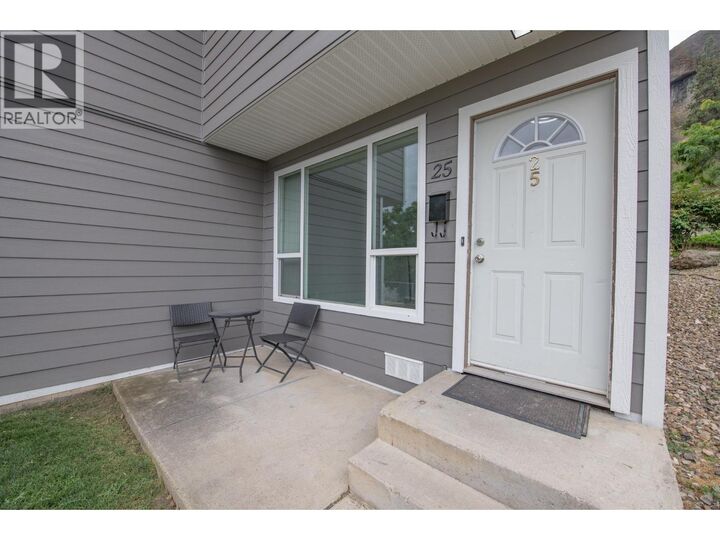 Property Photo:  3800 40 Avenue 25  BC V1T 6S3 