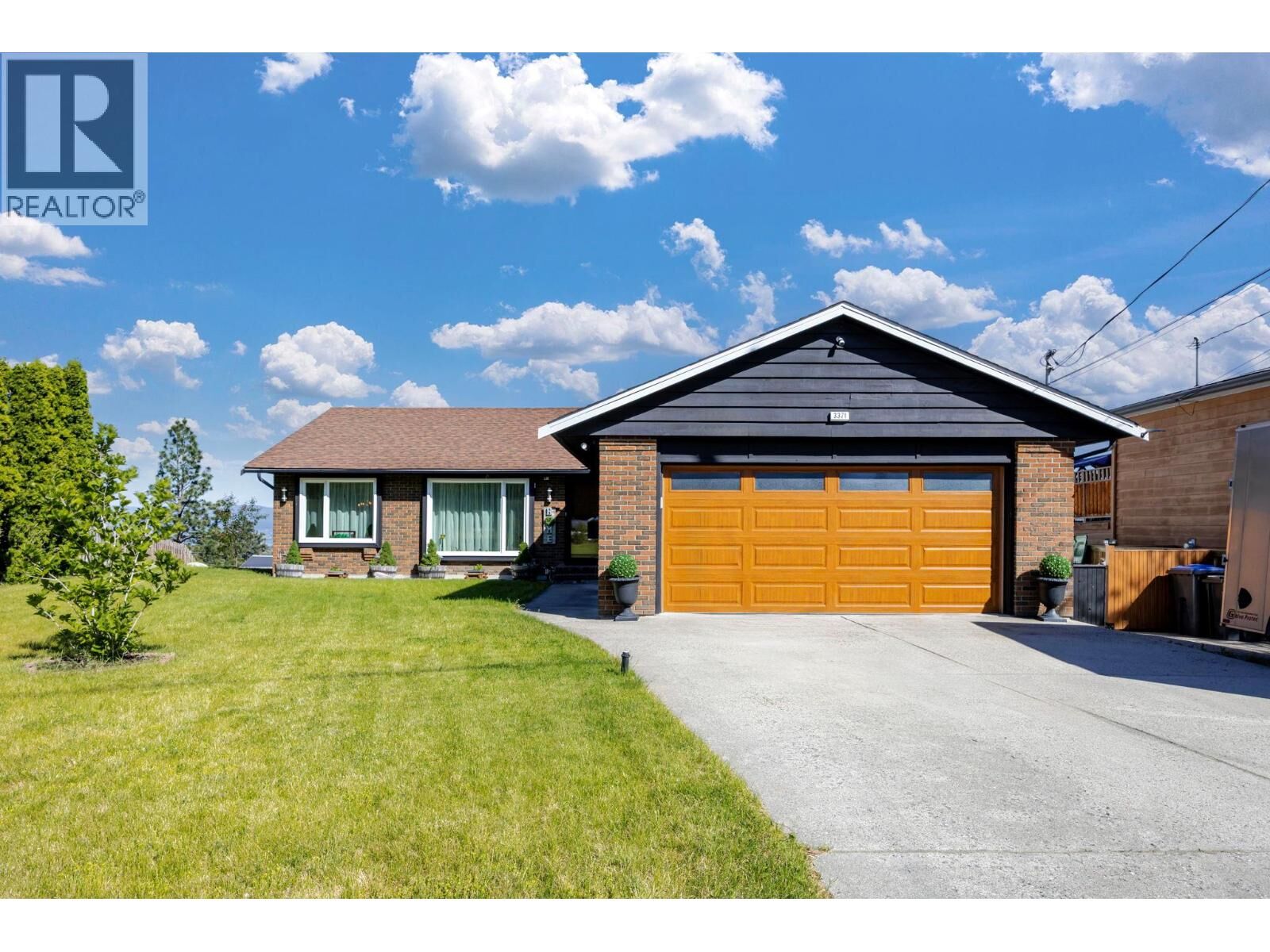 Photo de la propriété:  3371 McMurchie Road  BC V4T 1B4 