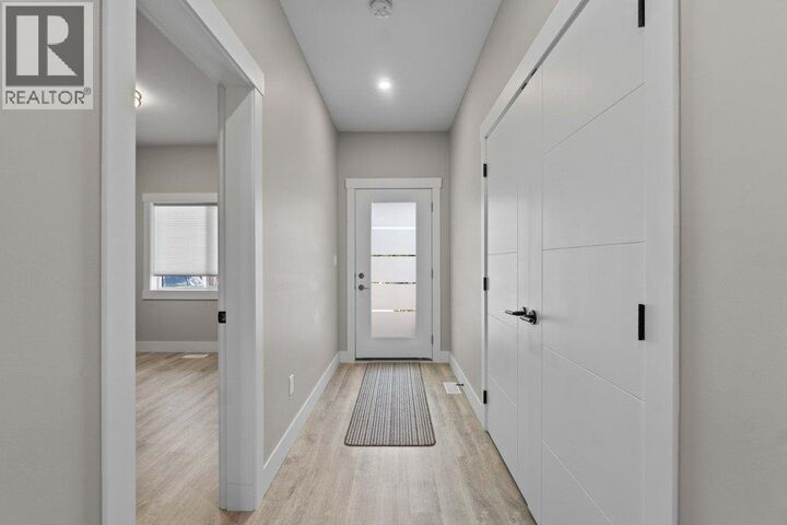 Property Photo:  2810 15 Avenue Northeast 26  BC V1E 0G2 