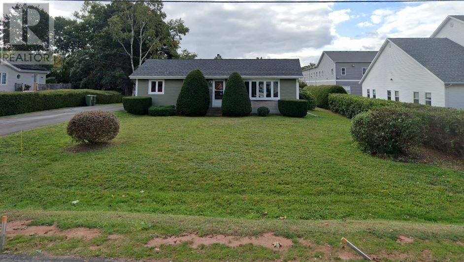 Property Photo: 28 Centennial Drive PE C1A 6C5