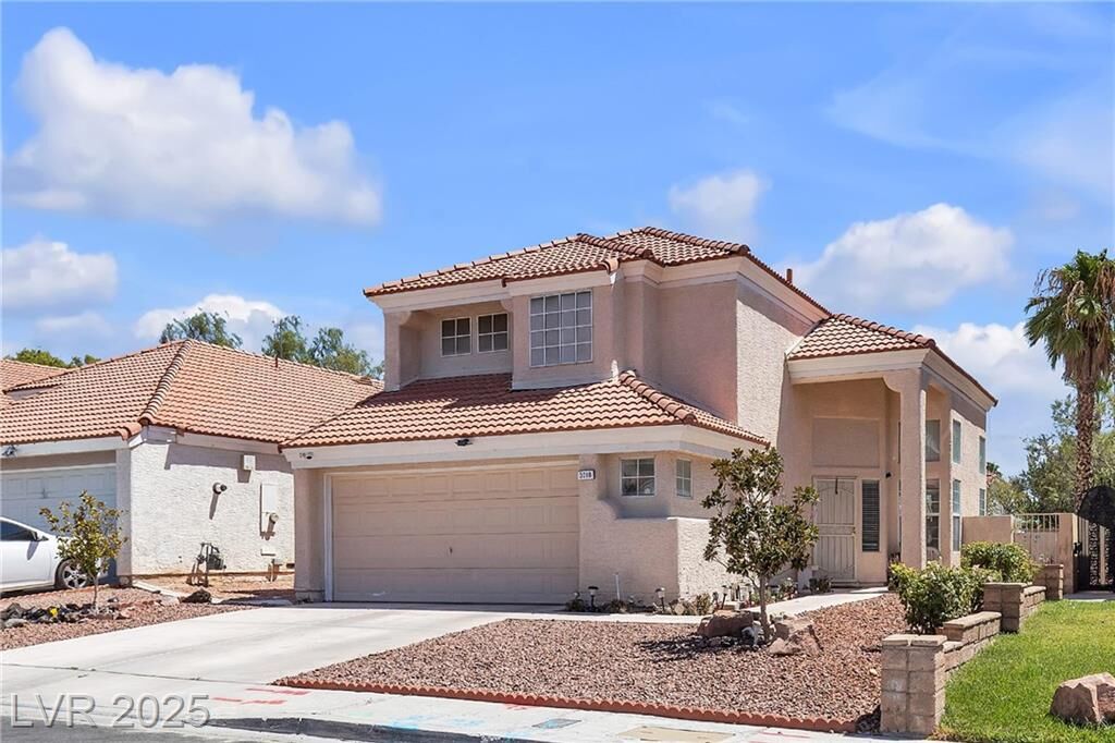 Property Photo: 3016 Cloverbrook Street NV 89117