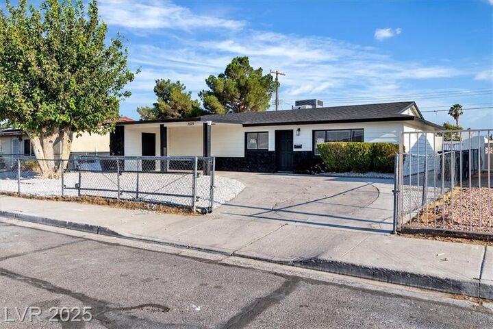 Property Photo: 2029 Lawry Avenue NV 89032