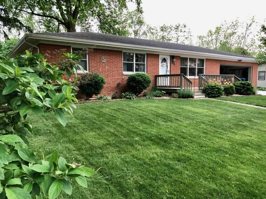 Property Photo:  705 W Jefferson Street  IN 46347 