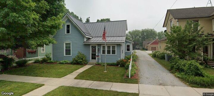 Property Photo: 114 W Chestnut Street IN 46552
