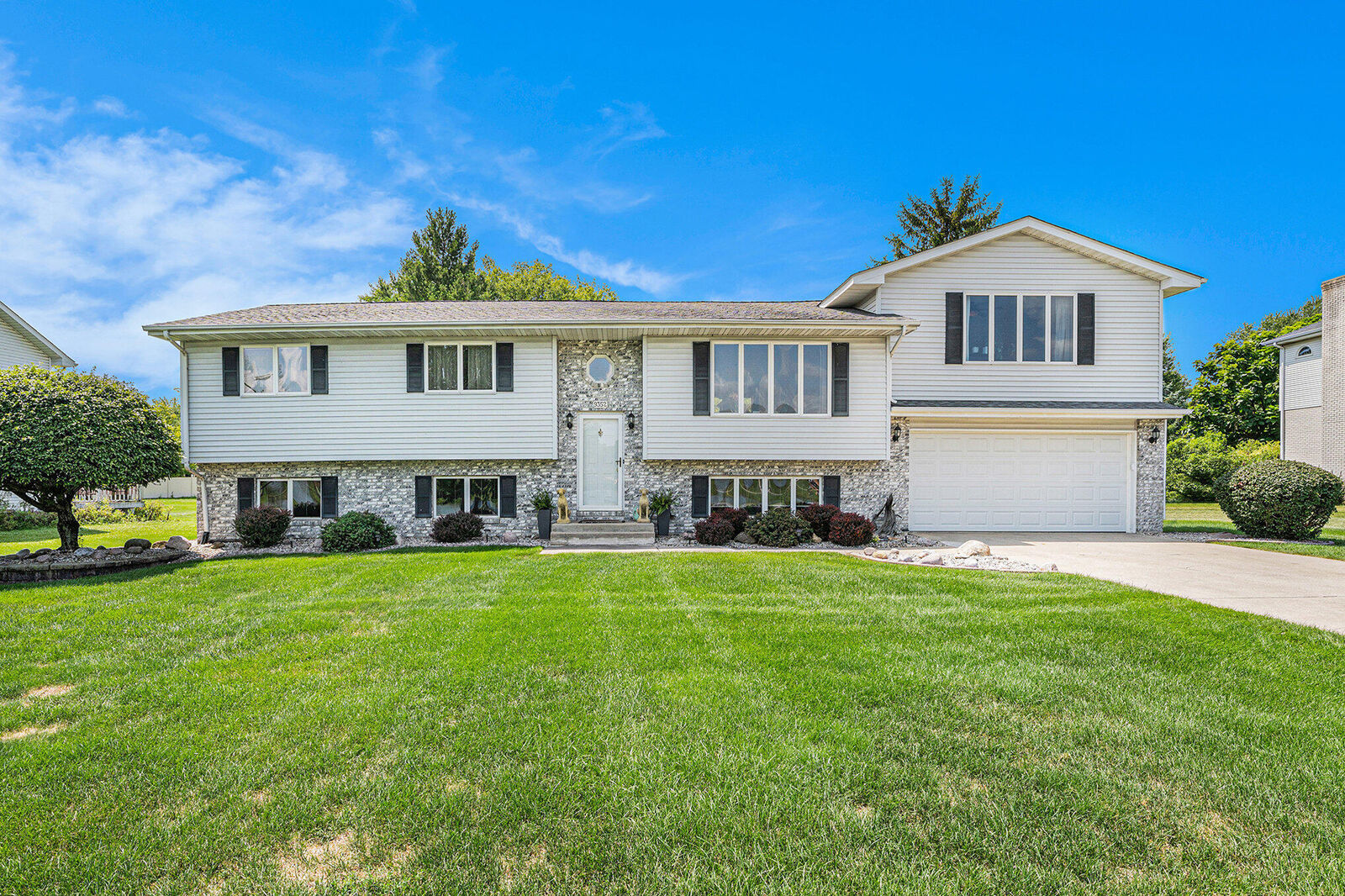 Property Photo: 9352 W Oakridge Drive IN 46373
