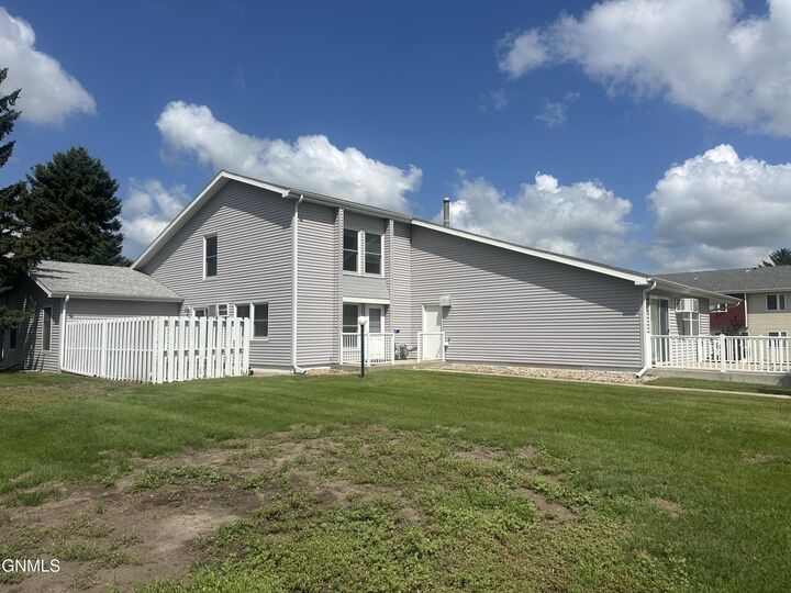 Property Photo: 1412 9th Avenue NE ND 58401
