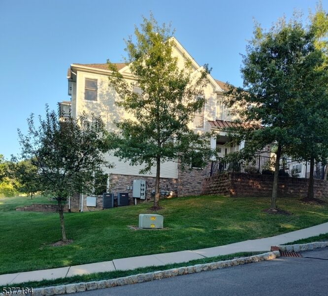 Property Photo: 19 Summit Dr NJ 07006