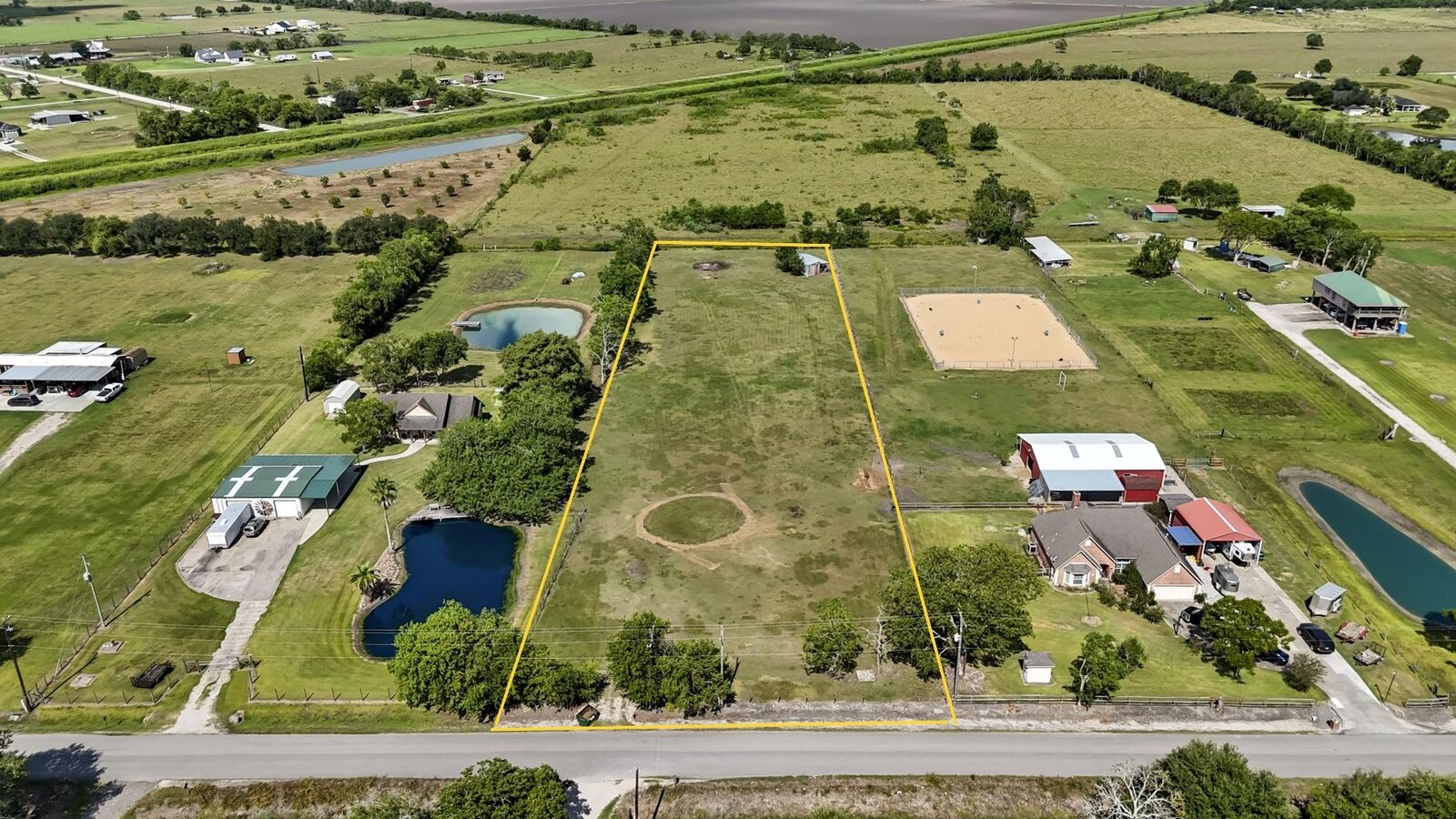 Property Photo:  6116 Pearson Number 2 Road  TX 77517 