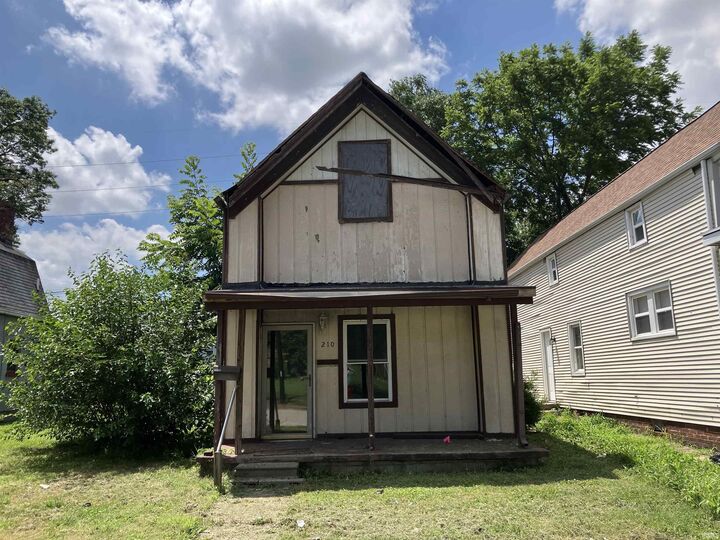 210 Read Street  Evansville IN 47710 photo
