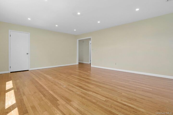 Property Photo:  95 Holland Street 2  NY 10528 