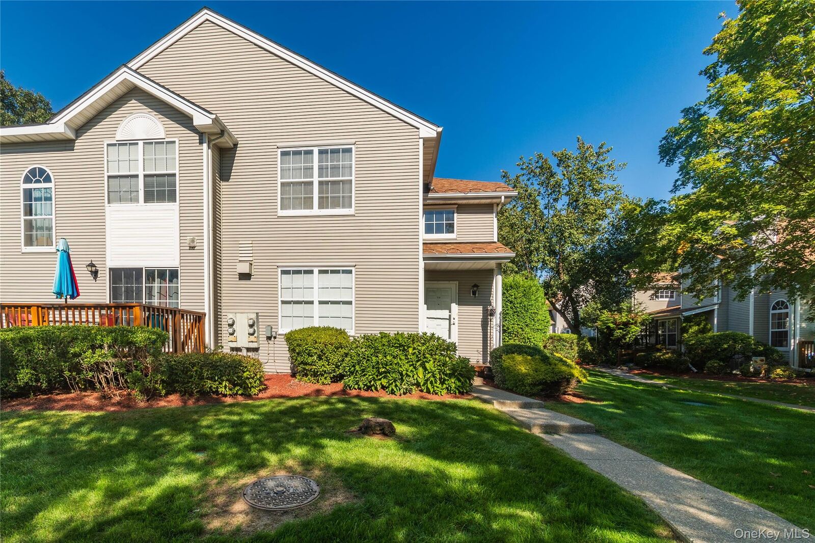 Property Photo:  1210 Washington Green  NY 12553 