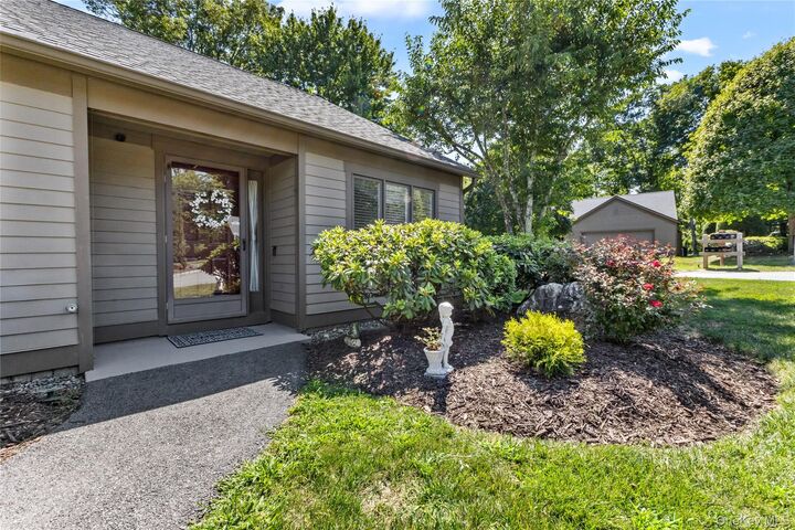 Property Photo: 761 Heritage Hills C NY 10589