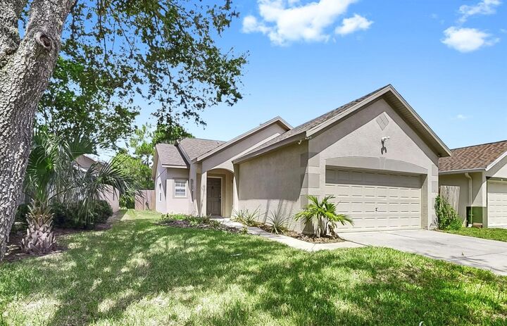 Property Photo: 7853 Bristol Park Drive FL 33572