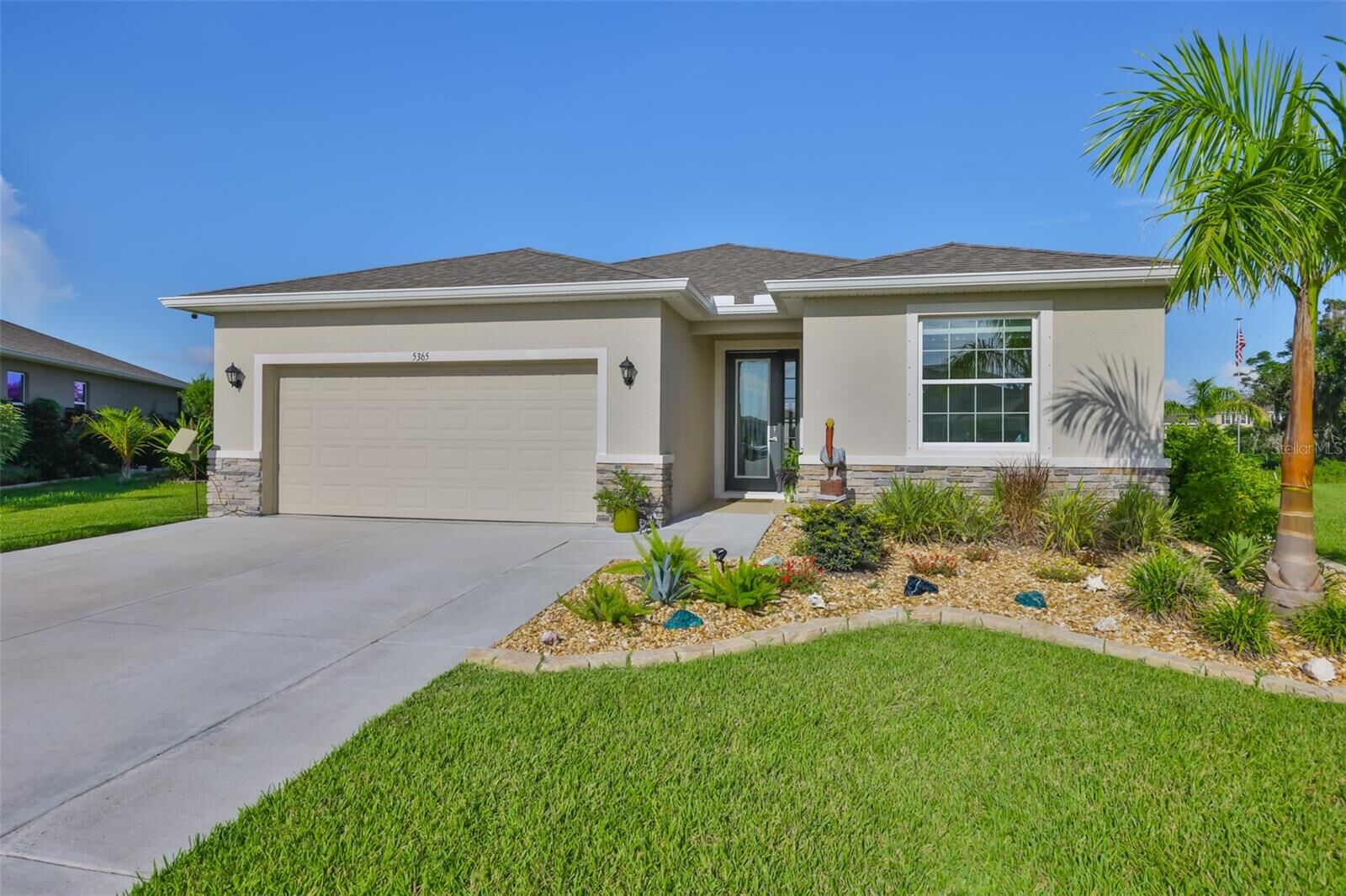Property Photo: 5365 Rocky Coast Place FL 34221