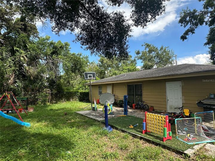 Property Photo: 2308 Link Street FL 33605