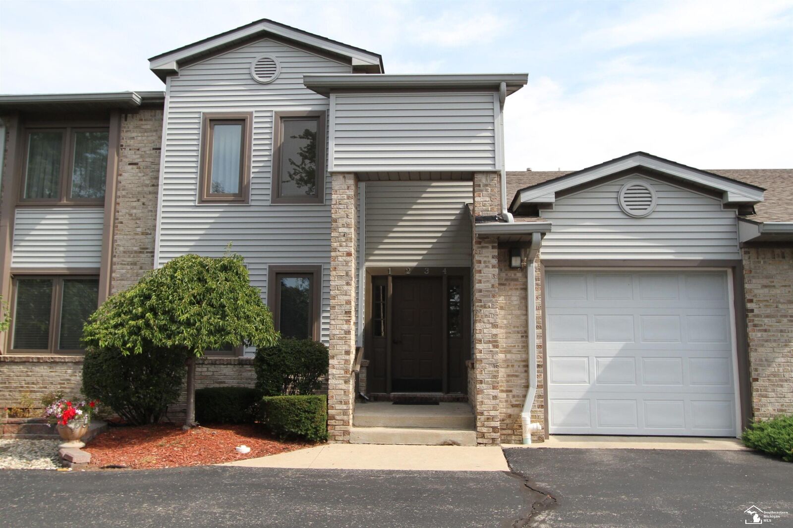 Property Photo: 5840 E Dunbar Road 1 MI 48161