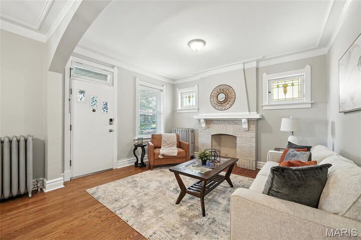 Property Photo: 5023 Nottingham Avenue MO 63109