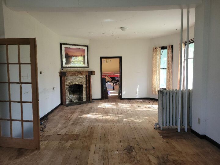 Property Photo: 601 S 6th St WI 53094