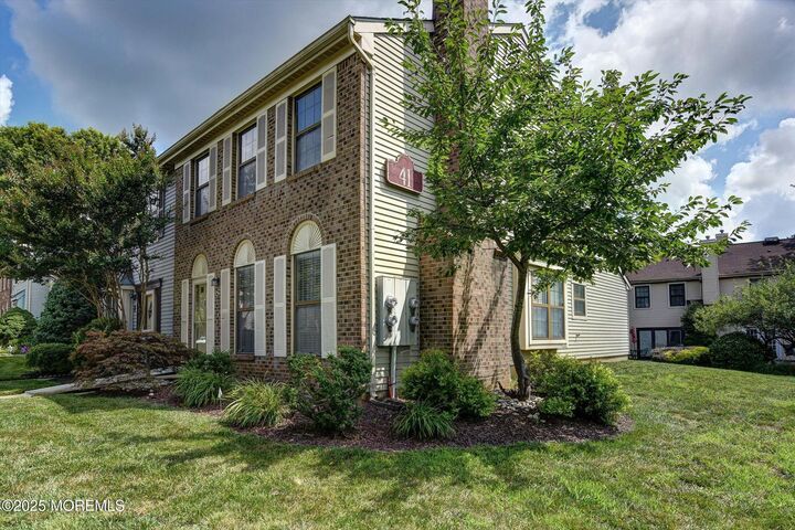 Property Photo: 41 Lindsay Court 8 NJ 07728