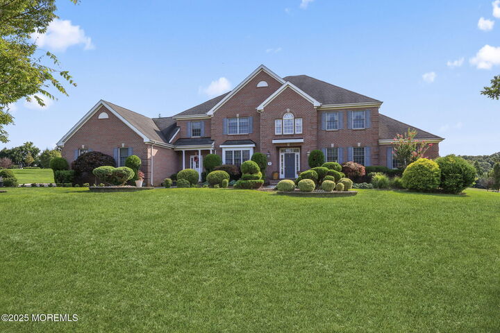 Property Photo:  3 Saxon Court  NJ 07728 
