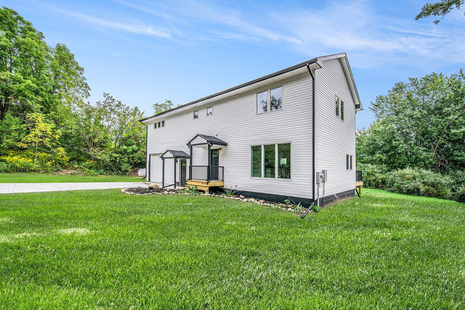 Property Photo:  2962 W US-12 Highway  MI 49236 