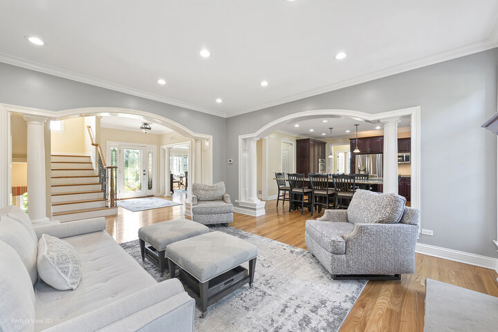 Property Photo: 17602 Blackstone Way IL 60152