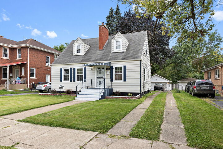 Property Photo:  320 Streamside Drive  IL 60426 