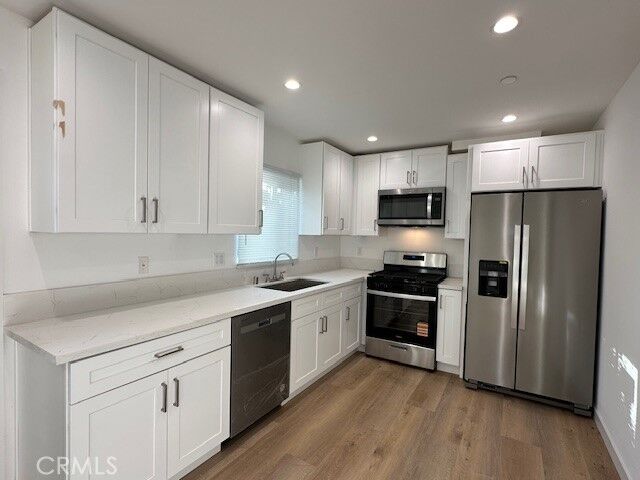 Property Photo:  19434 Keswick Street  CA 91335 